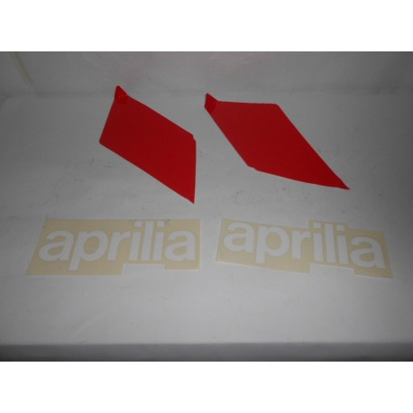 las etiquetas de la serie original del deposito Aprilia AF 1 50 Cc Blanca