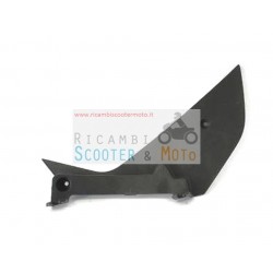 Apendice deflector de aire interna original del derecho Malaguti X3M 125