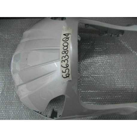 White Front Shield 505 / A Piaggio Beverly E4 350