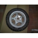 Neumatico delantero y el circulo Pirelli 110/80 10 58j Hexagono