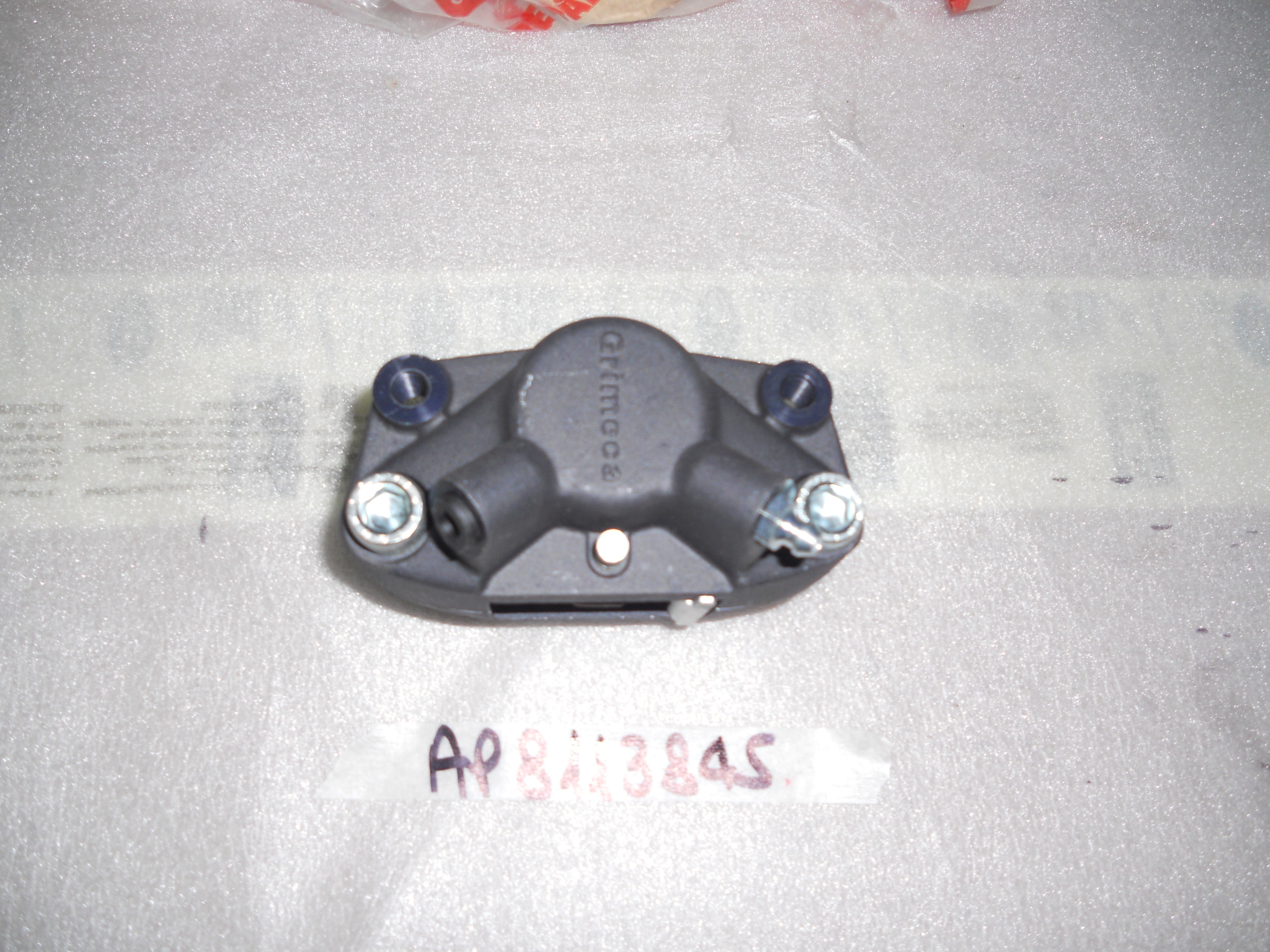 AP8113845 Brake Caliper Original Aprilia Scarabeo 125/150/200 Rotax - Picture 1 of 1